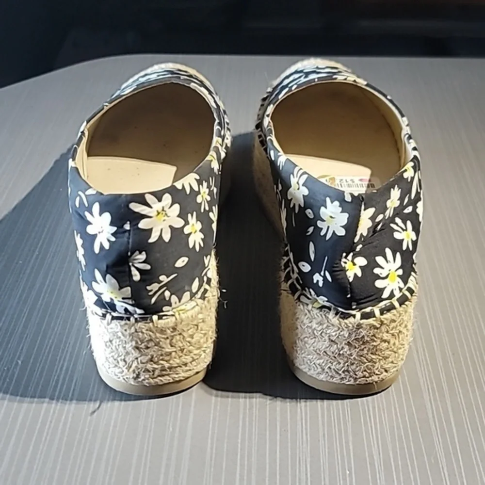 Forever Black Floral & Rope Platform Slides‎ Women's 7 NWT